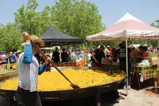Paella popular en Cabrerizos