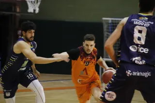 Imagen del Carbajosa Basket - UDEA Algeciras | FOTO SALAMANCA24HORAS.COM