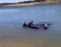 Foto del rescate del vehículo del fondo del embalse de Santa Teresa