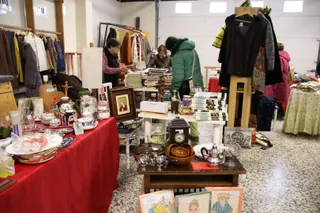 Apertura oficial del rastrillo voluntarios y amigos del Comedor de los pobres