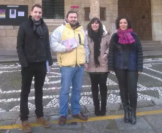 UPyD presenta en la localidad su campaña Desenchufa al corrupto
