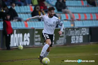 Ángel Sánchez, durante un Salamanca CF UDS - Amorebieta