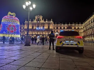 Refuerzo policial en la Plaza Mayor (1)