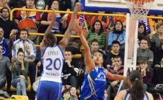 Erika de Souza, una apuesta segura en el rebote