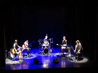 Un momento de la actuación de los alumnos de la Escuela municipal de música de Peñaranda