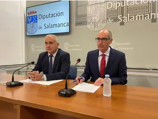 Jesús María Ortiz y Javier Iglesias en una rueda de prensa de la Diputación | ARCHIVO