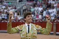 Clase práctica de tres alumnos de la Escuela Taurina de Salamanca.