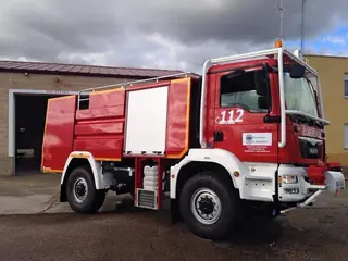 Un intoxicado por humo en un incendio en un garaje de Doñinos de Salamanca