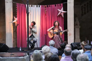 Concierto de Mili Vizcaíno y Gonçalo Sousa en la Casa de las Conchas