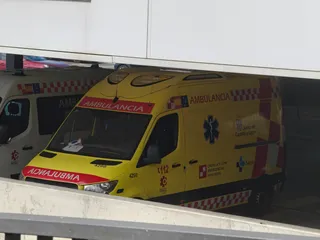 Ambulancias en el hospital de Salamanca. Archivo. S24H.