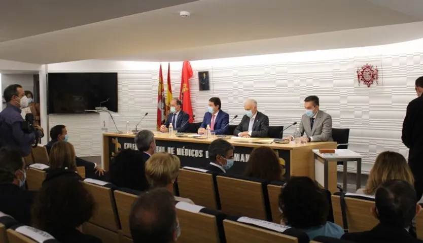 Toma de posesión de la nueva Junta Directiva del Colegio de Médicos de Salamanca