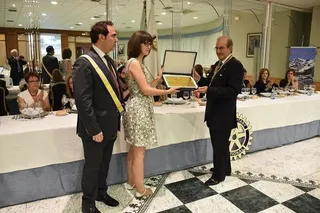 Emotiva entrega del Premio Servir