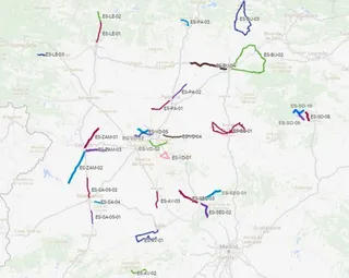 Las carreteras nacionales tendrán tres rutas ciclistas protegidas