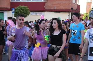 Fiestas de Santa Marta: desfile de peñas
