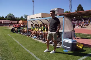 Raúl Casañ, ante el Linares | FOTO SALAMANCA24HORAS.COM