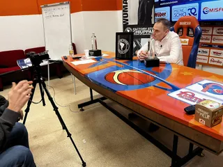 Íñiguez, en la rueda de prensa post partido ante Schio FOTO CB AVENIDA