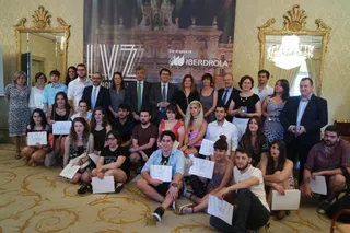 Entrega de premio en el Festival de Luz y Vanguardias