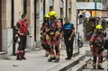 Bomberos y Policía Local en la actuación de la avenida de Mirat
