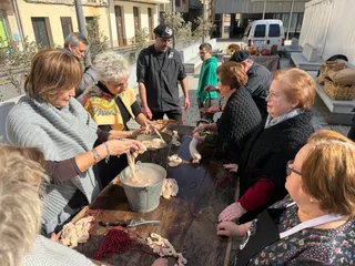 Guijuelo rinde homenaje a la tradición con su primer Mondongo y una comida popular para 400 personas | Ayto Guijuelo