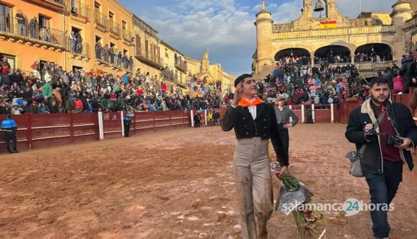 David Gutiérrez Rosco con un novillo de Castillejo de Huebra
