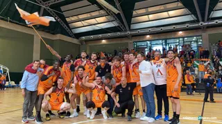 El CD Carbajosa Basket derrota a Jairis y logra la salvación en LEB Plata