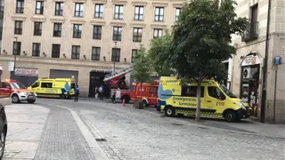 Accidente laboral en la plaza de Poeta Iglesias