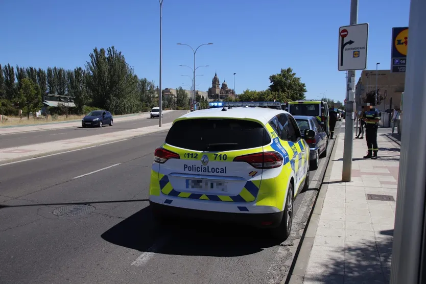 Policía Local en accidente en Salas Bajas