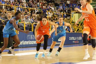 Perfumerías Avenida - Valencia Basket