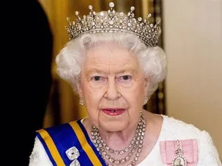 Reina de Inglaterra Isabel II
