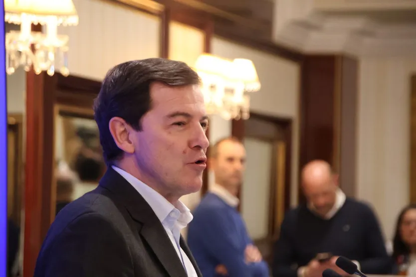 Mañueco junto a Carbayo prearranque campaña