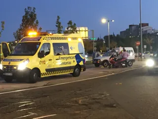 Colisión en la rotonda de Salas Bajas