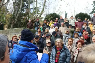 Manifestación por el ex fiscal general frente a la sede de los juzgados | Mateo G.J.