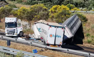 Accidente Entre Dos Camiones En La Cabeza De Béjar