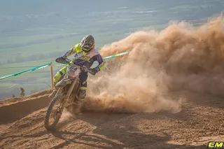 Santolino firma un positivo octavo puesto en el GP de España del Mundial de enduro
