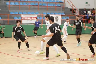 El Confiterías Gil se lleva un derbi con muchos goles ante el III Columnas