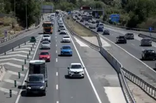 Decenas de vehículos durante la segunda operación salida del verano 2026, en la carretera A-3, a 31 de julio de 2026, en Madrid (España). Alberto Ortega. Europapess