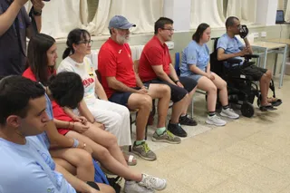 El alcalde visita a los niños de AVIVA del Programa de Verano Joven. Foto de archivo