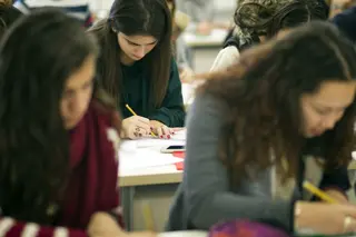 Estudiantes. Alumnos. Universitarios. Facultad. Universidad. Clases. Exámenes. Magisterio. Educación