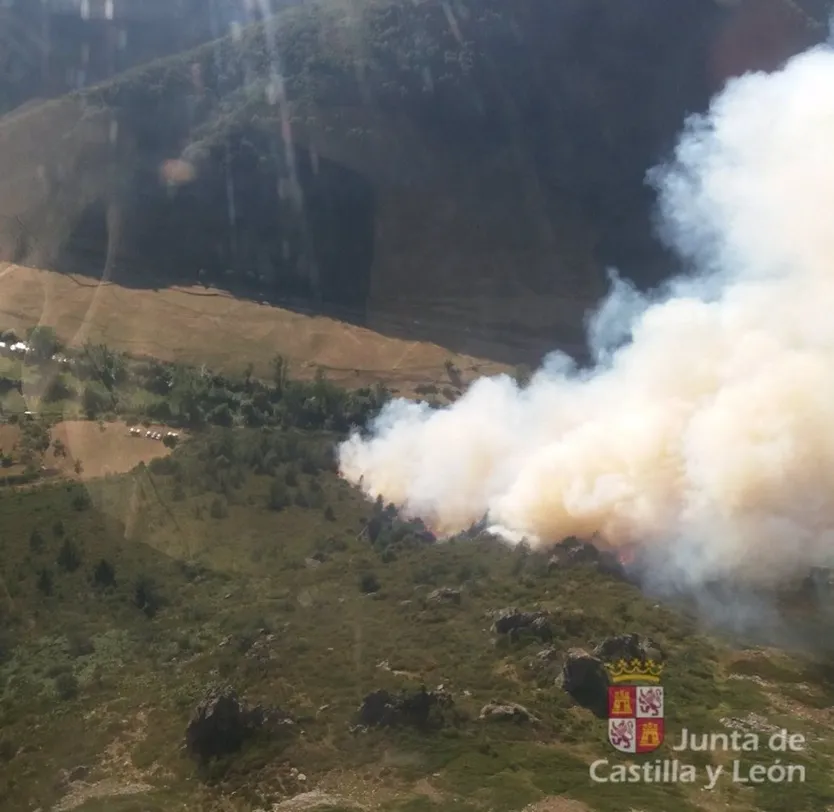 incendio en Boca de Huérgano (León)