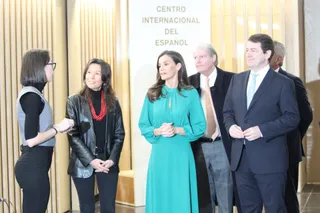 La Reina Letizia visita el Centro Internacional del Español.