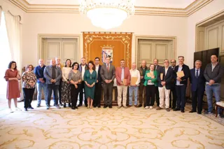 Homenaje durante la festividad de Santa Rita a los trabajadores funcionarios con motivo de su jubilación
