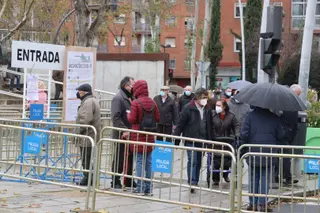 El Multiusos reabre como vacunódromo para inocular las dosis de refuerzo contra la covid