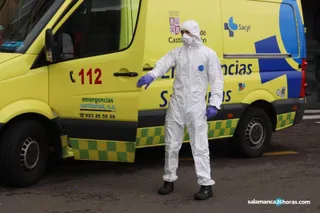Ambulancia hospital coronavirus urgencias (8)