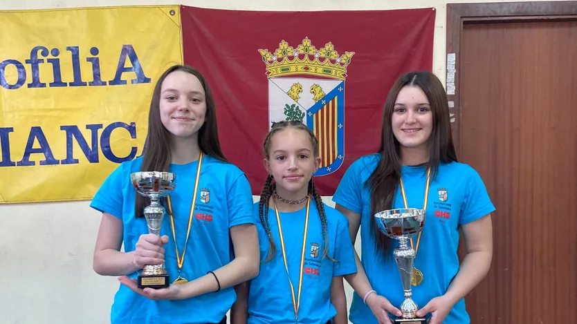 Irene, Julia y Claudia
