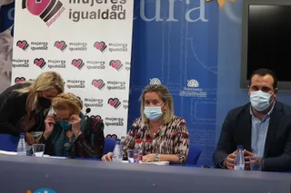 Entrega de los premios de la octava edición del Premio Internacional de Poesía “Pilar Fernández Labrador”
