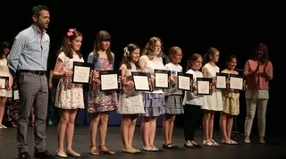 Diplomas para los alumnos del Precoro, Coro de Niños y Coro Juvenil