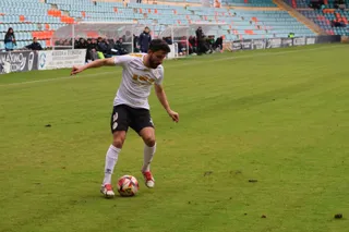 Diego Benito, ante el Atlético Tordesillas | FOTO ANDREA MATEOS