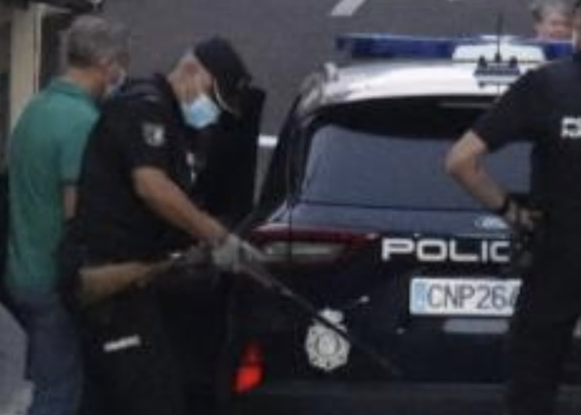 Hallan un cad&aacute;ver en un fumadero de Pizarrales