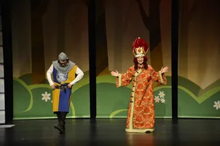 Teatro Familiar "La Loca historia de la Bella"