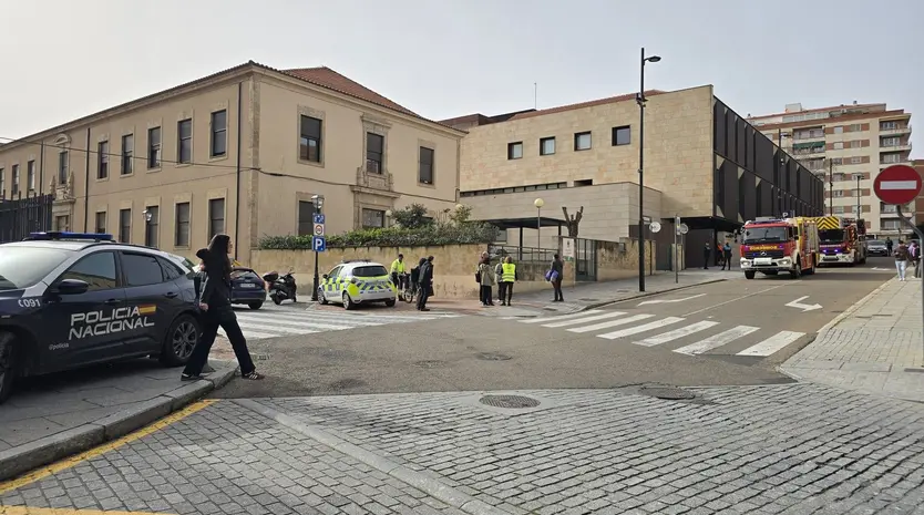 Incendio en el edificio multiusos de la USAL